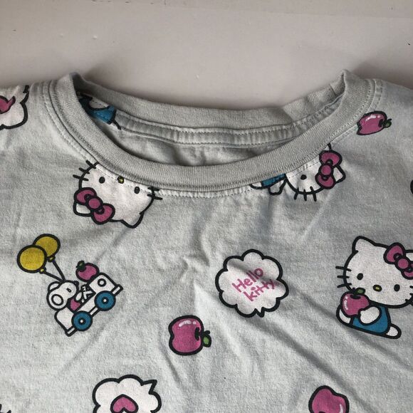 Hello Kitty Women’s Cut Off Hem T-Shirt Gray Graphic All Over Print Medium - Picture 11 of 12